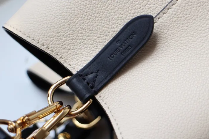 LOUIS VUITTON bags