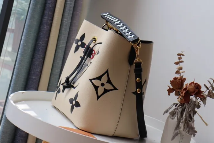 LOUIS VUITTON bags