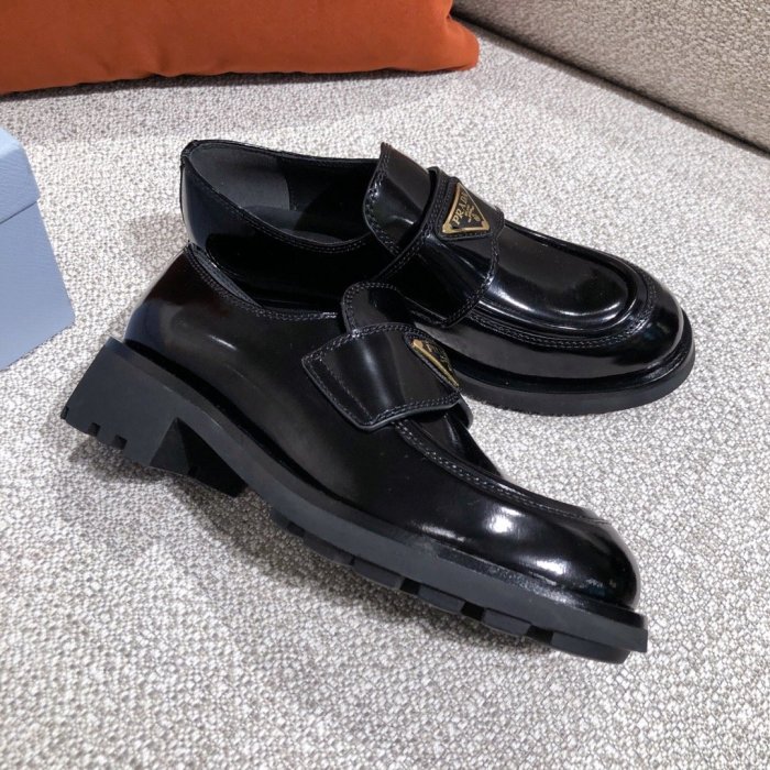 Prada Women Shoes size 35-40