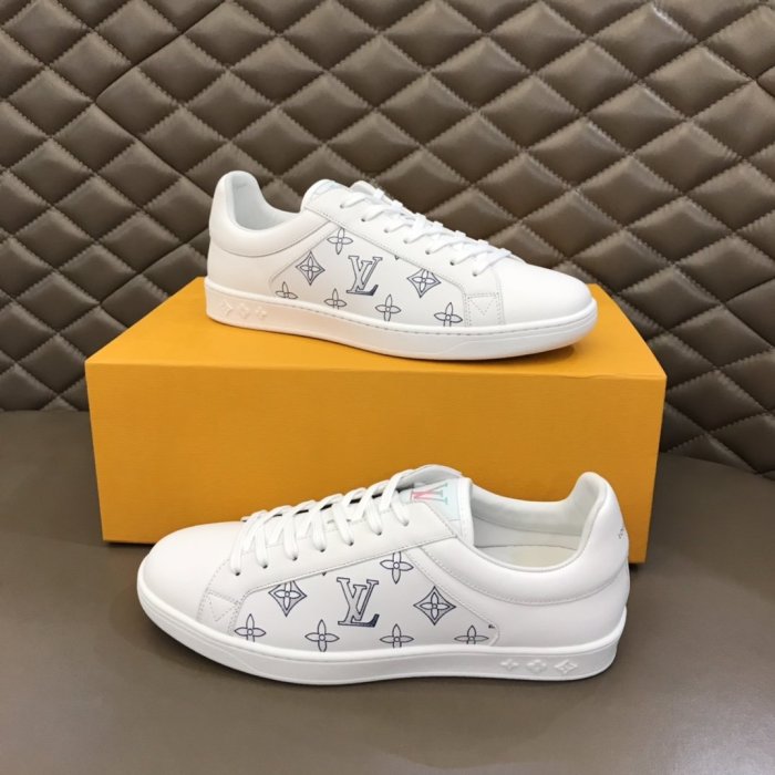 LOUIS VUITTON men sneaker eur size 39-44