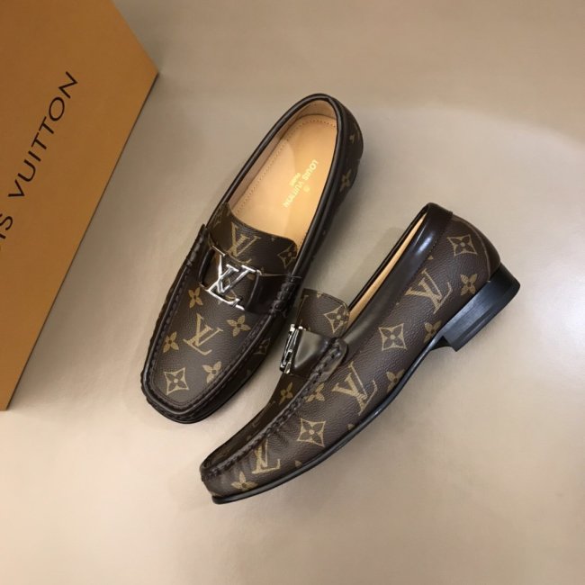 LOUIS VUITTON men sneaker eur size 38-44