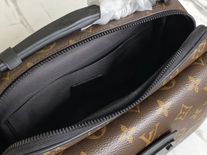 LOUIS VUITTON bags