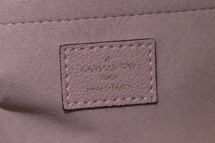 LOUIS VUITTON bags