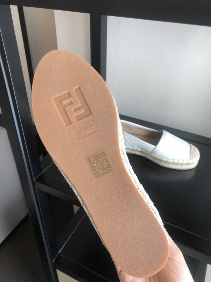 Fendi Women Shoes size 35-41