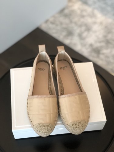 Fendi Women Shoes size 35-41