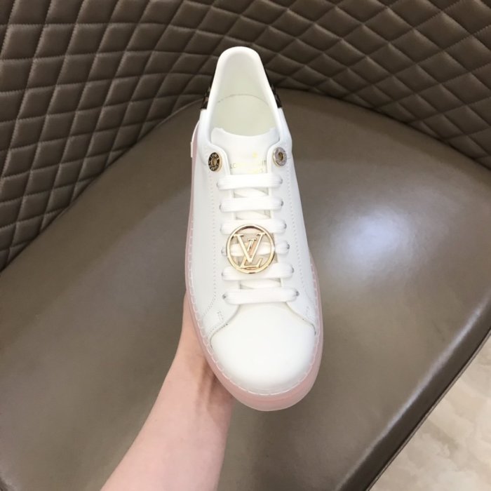 LOUIS VUITTON men sneaker eur size 35-45