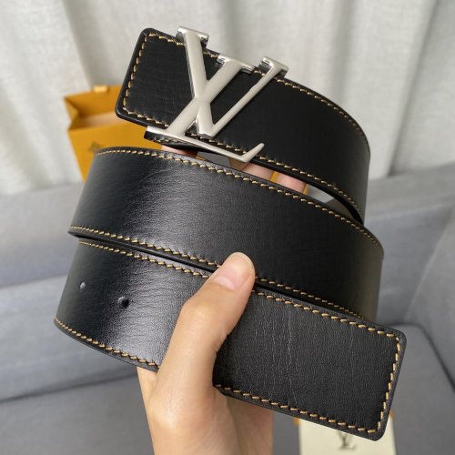 LOUIS VUITTON Belt