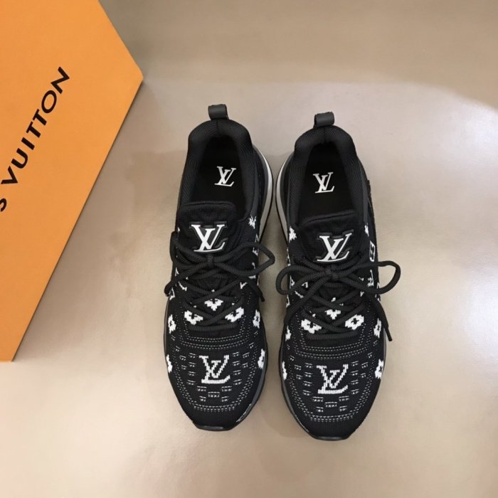 LOUIS VUITTON men sneaker eur size 35-45