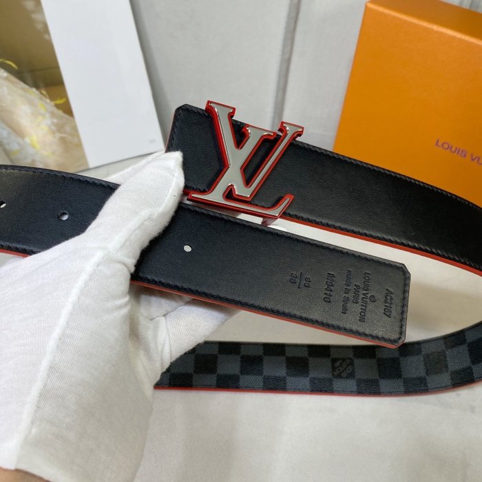 LOUIS VUITTON Belt