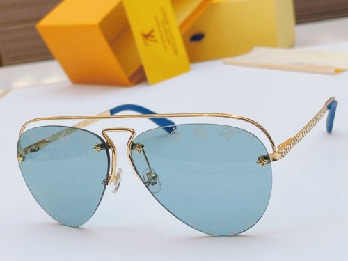 LOUIS VUITTON Sunglasses