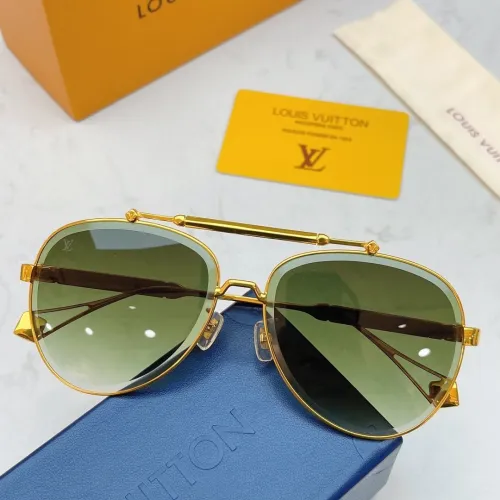 LOUIS VUITTON Sunglasses