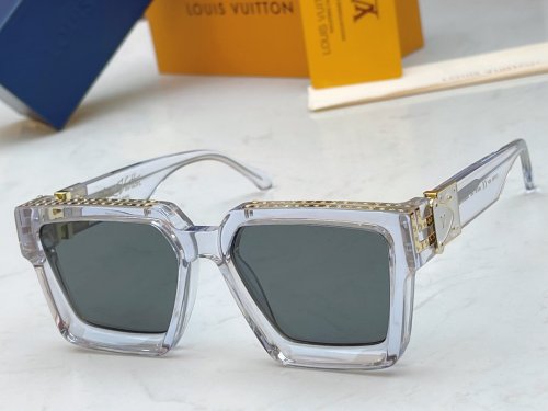 LOUIS VUITTON Sunglasses