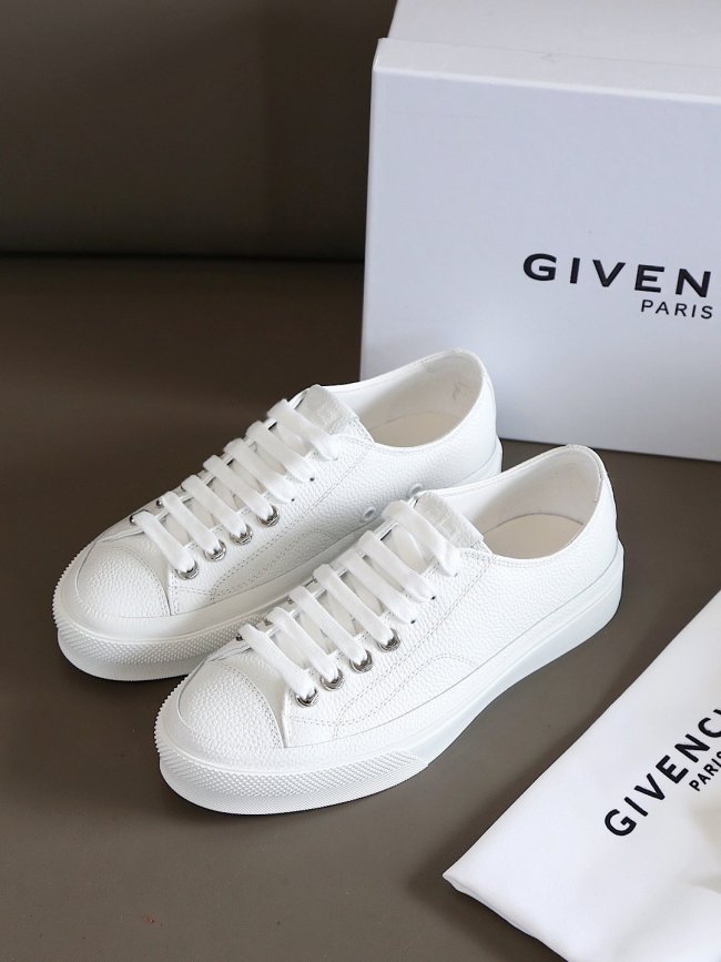 GIVENCHY Women Shoes size 35-39