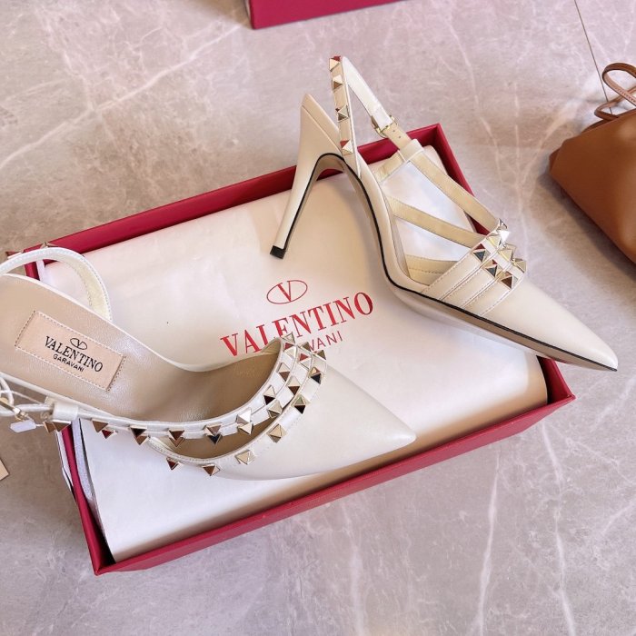 Valentino Women Shoes size 35-39 6.5CM