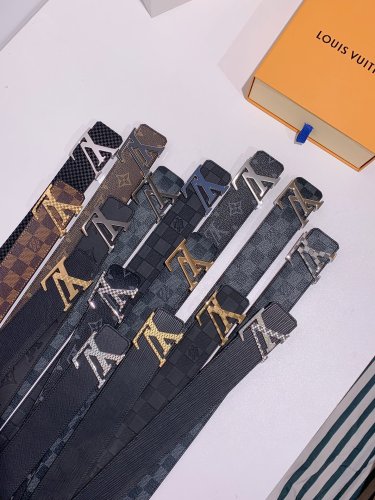 LOUIS VUITTON Belt