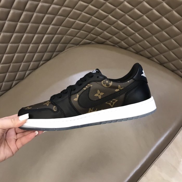 LOUIS VUITTON men sneaker eur size 39-45