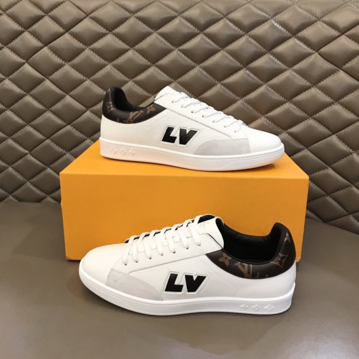 LOUIS VUITTON men sneaker eur size 38-45