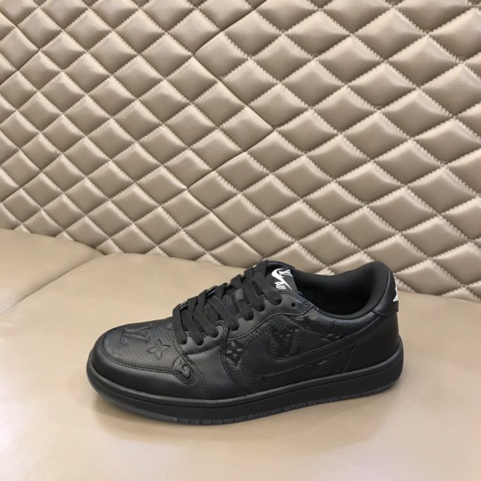 LOUIS VUITTON men sneaker eur size 39-45