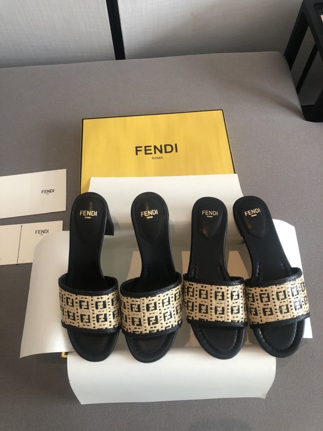 Fendi Women Shoes size 35-41