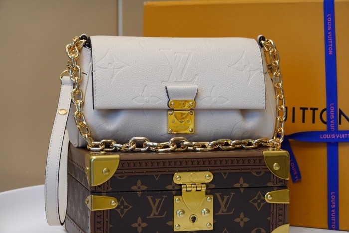 LOUIS VUITTON bags