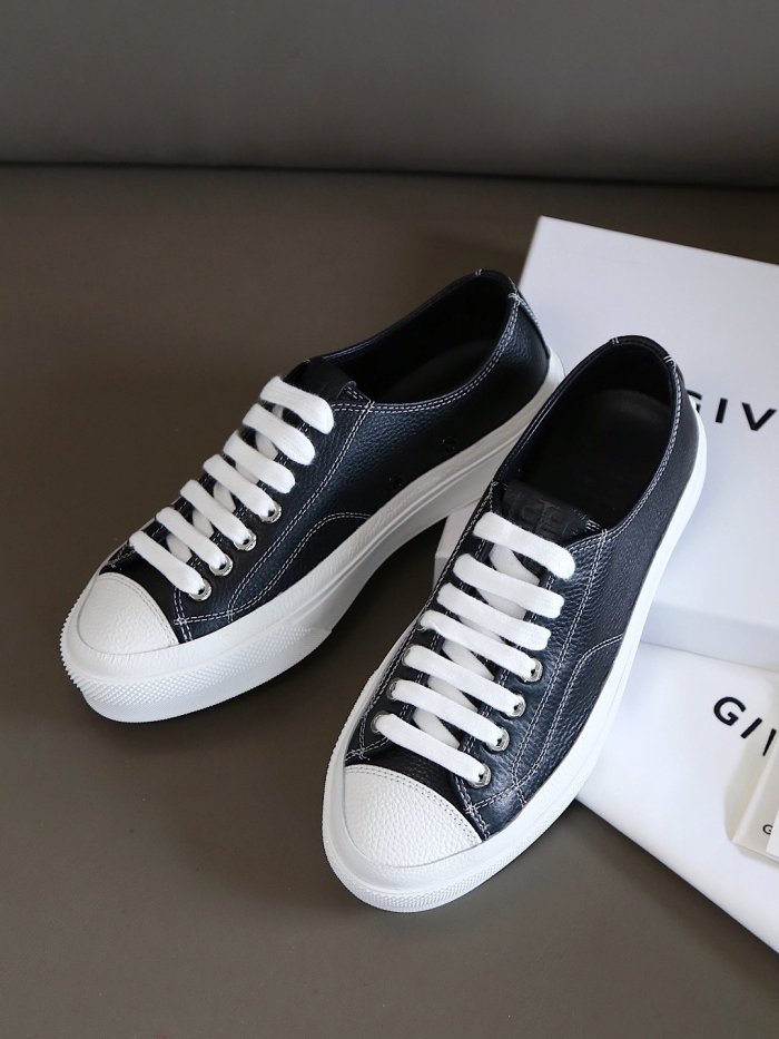 GIVENCHY Women Shoes size 35-39