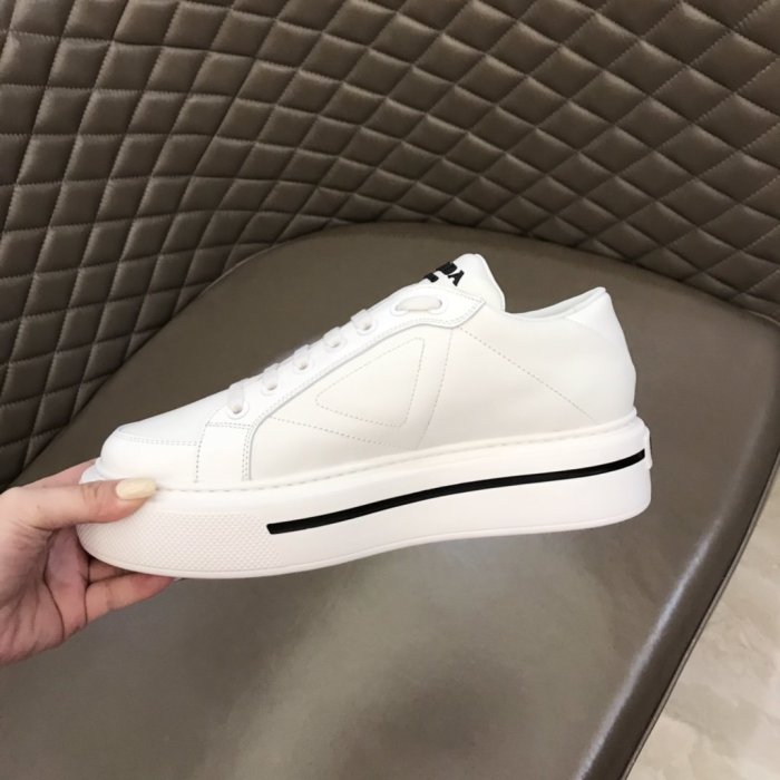 Prada men sneaker eur size 38-45