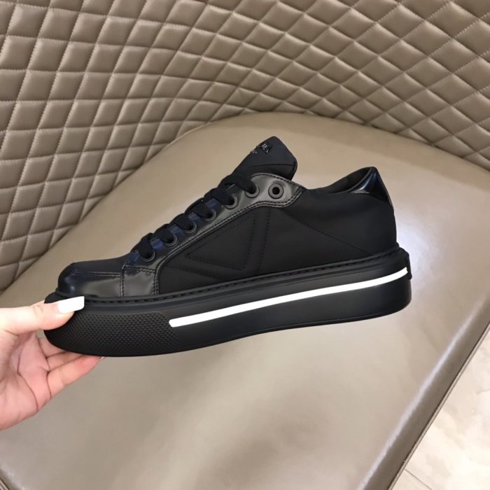 Prada men sneaker eur size 38-45