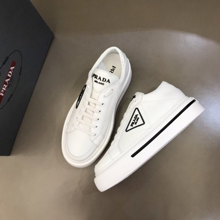 Prada men sneaker eur size 38-45