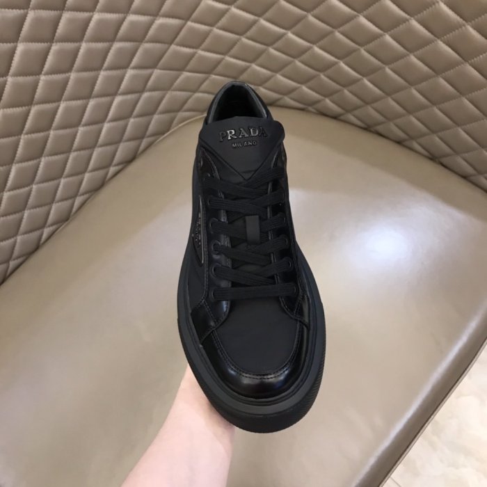 Prada men sneaker eur size 38-45