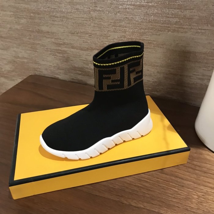 Fendi men sneaker eur size 26-35