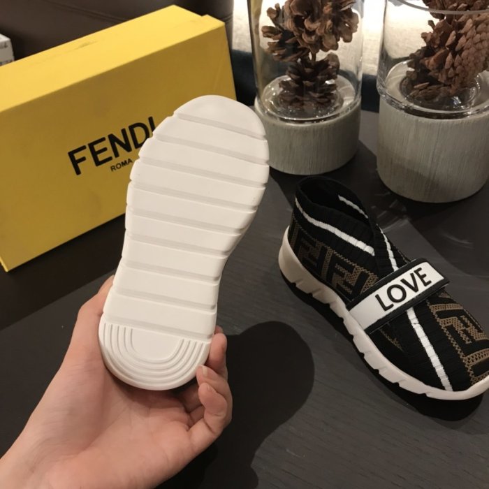 Fendi men sneaker eur size 26-35