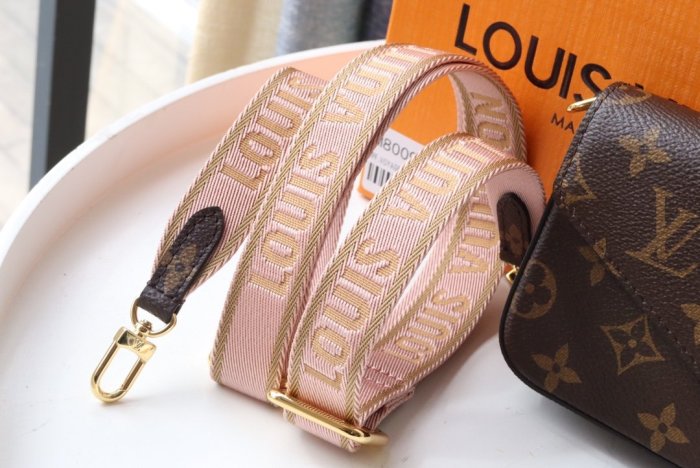 LOUIS VUITTON bags