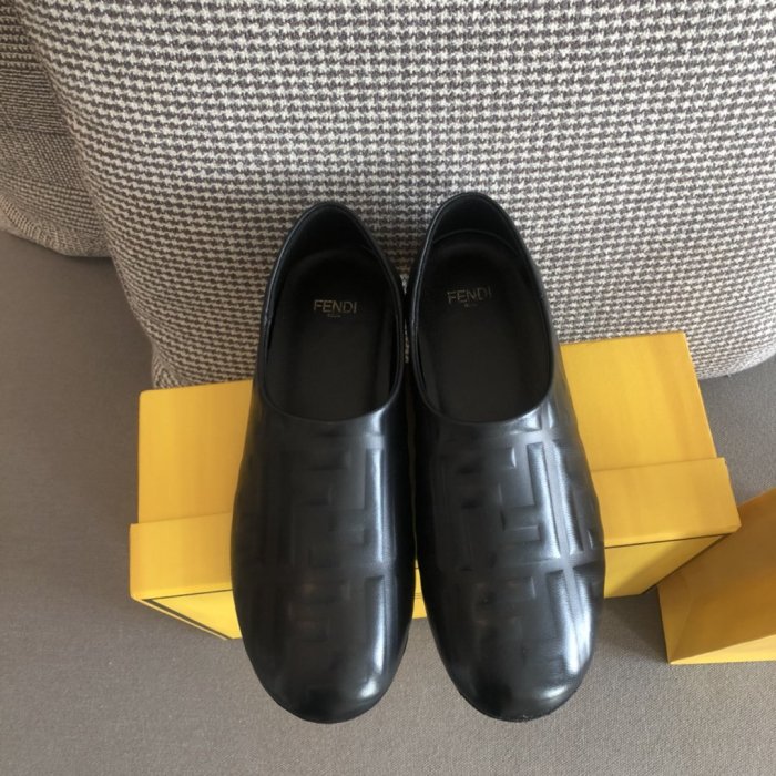 Fendi Women Shoes size 35-41