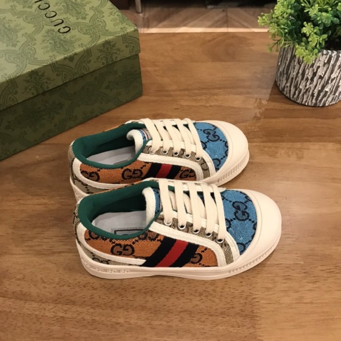 Gucci men sneaker eur size 26-35