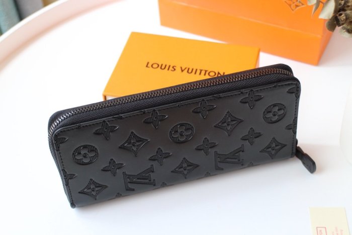 LOUIS VUITTON bags