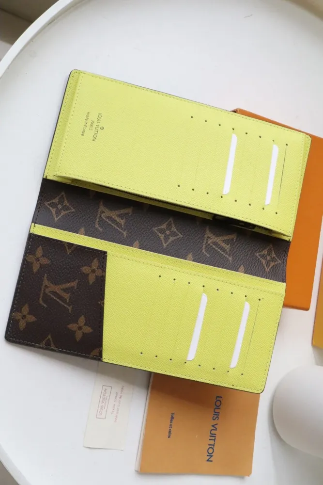 LOUIS VUITTON bags