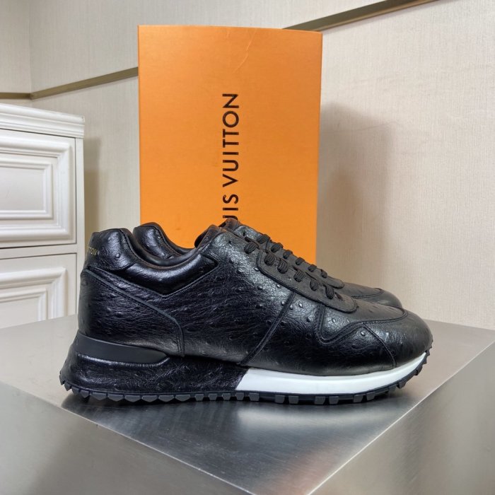 LOUIS VUITTON men sneaker eur size 38-45