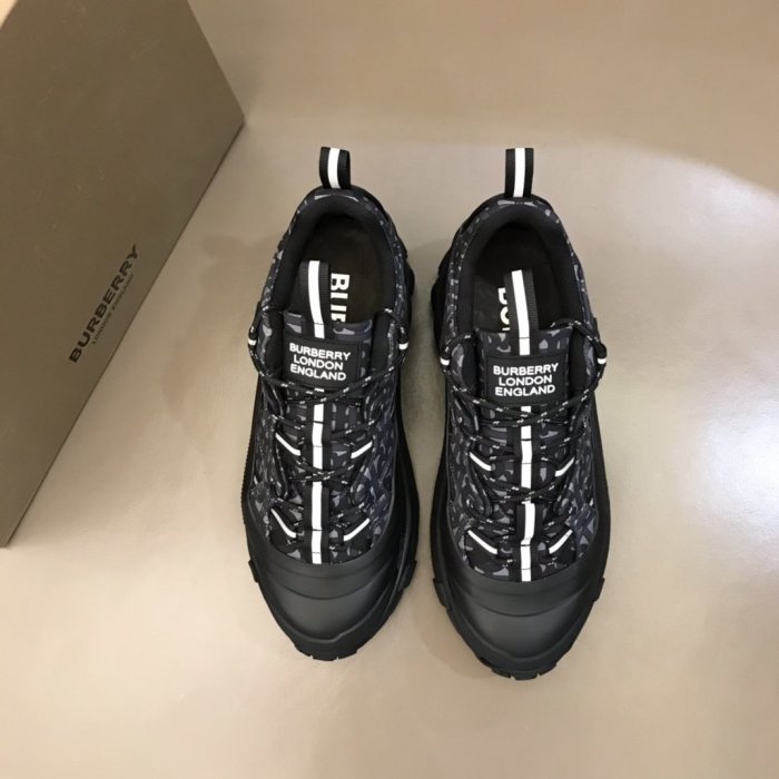 Burberry men sneaker eur size 38-44