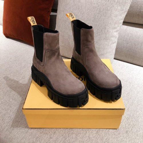 Fendi Women Shoes size 35-39