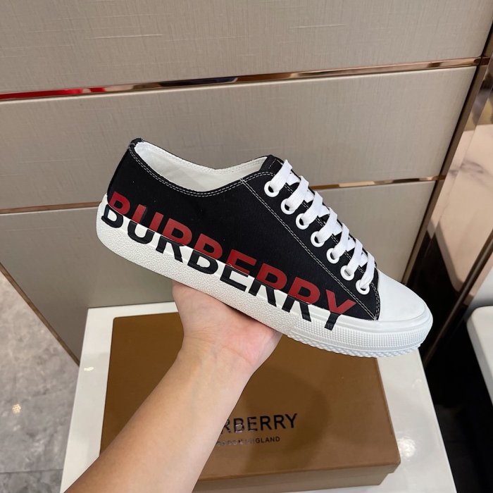 Burberry sneaker eur size 38-45