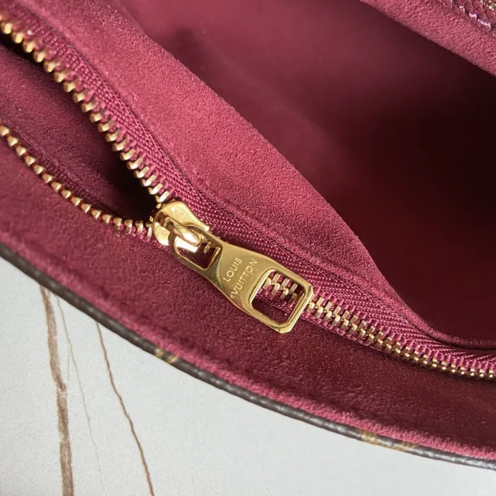 LOUIS VUITTON bags