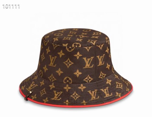 LOUIS VUITTON Hats