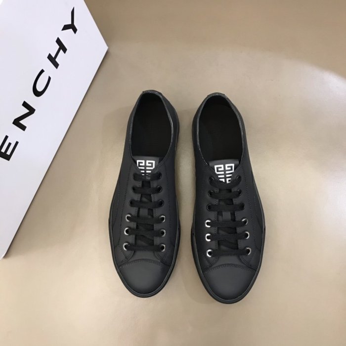 GIVENCHY men sneaker eur size 38-44