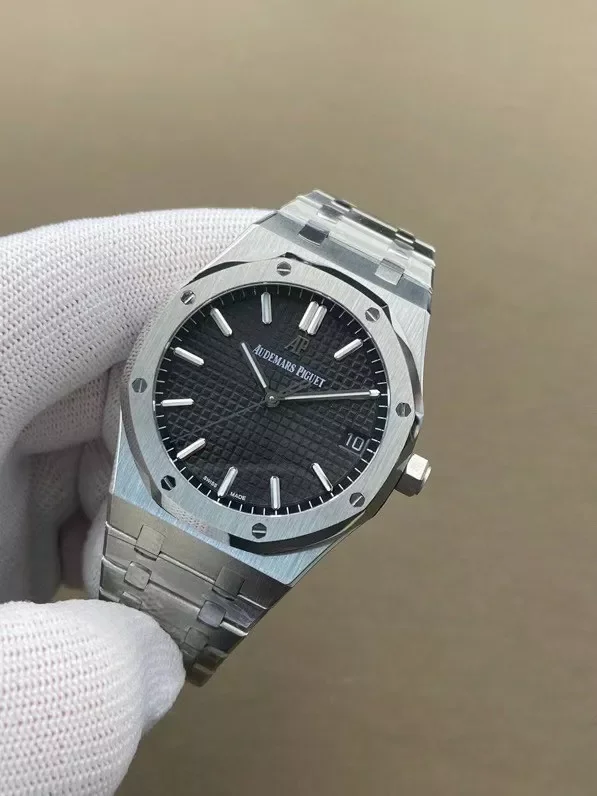 AUDEMARS PIGUET Seamaster Royal Oak 41MM