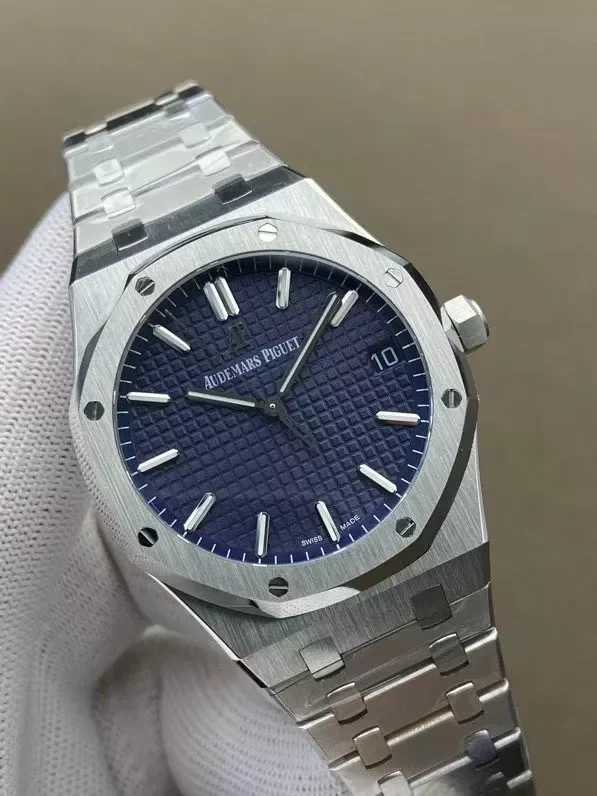 AUDEMARS PIGUET Seamaster Royal Oak 41MM