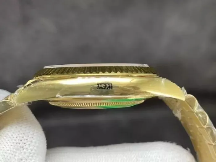 ROLEX Seamaster Champagne Dial 41 MM