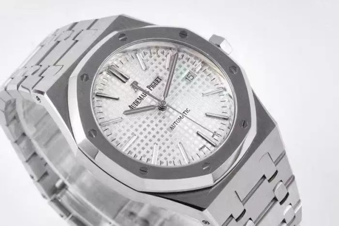 AUDEMARS PIGUET Seamaster Oak 41 MM White