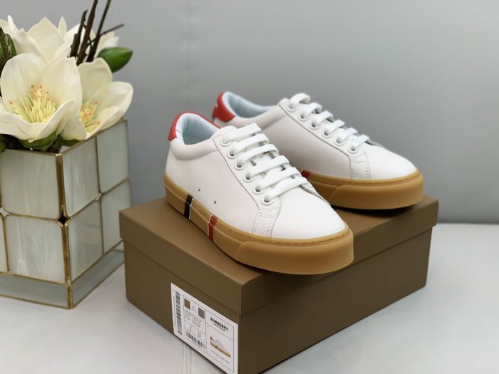 Burberry men sneaker eur size 35-44