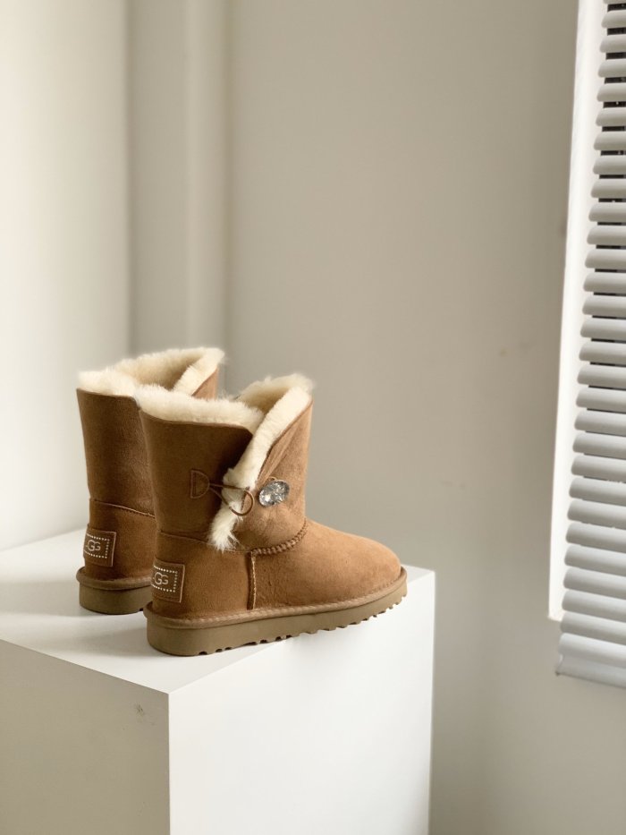 UGG Women Shoes size 35-40