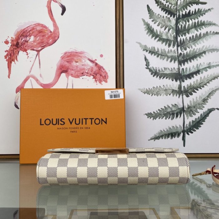 LOUIS VUITTON bags